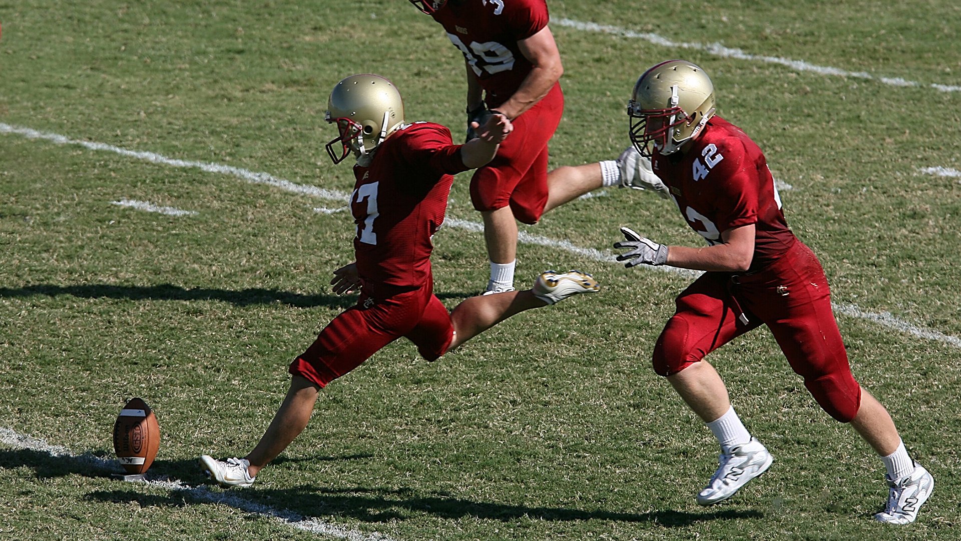 马克·阿特金森：帮助南非队不断攻入对方禁区，稳定球队进攻，马丁阿特金森 曼联